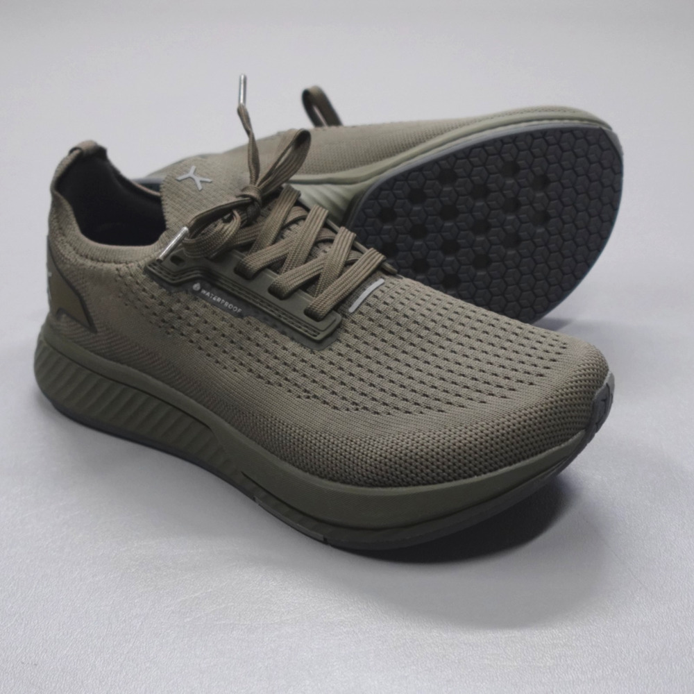 Flux Adapt Waterproof Women Size 6.5 EU 37 Running Athletic Barefoot Shoes Olive